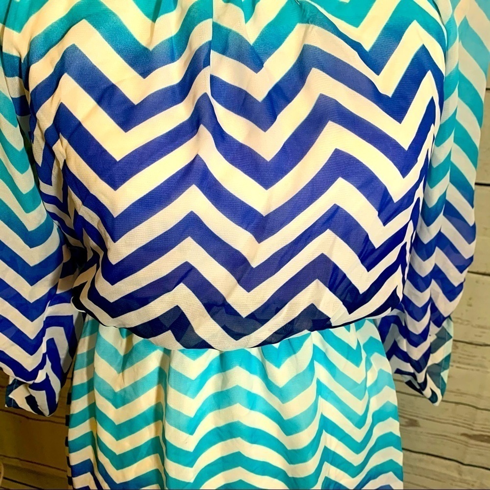 Speechless Chevron Dress Size Small - Picture 2 of 7